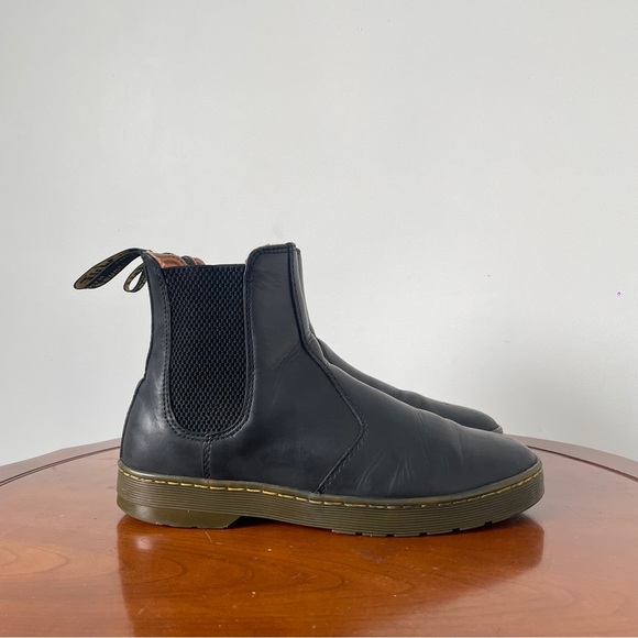 Dr. Martens Harrema Black Leather Unisex Chelsea Boots | US 8 - Picture 3 of 8